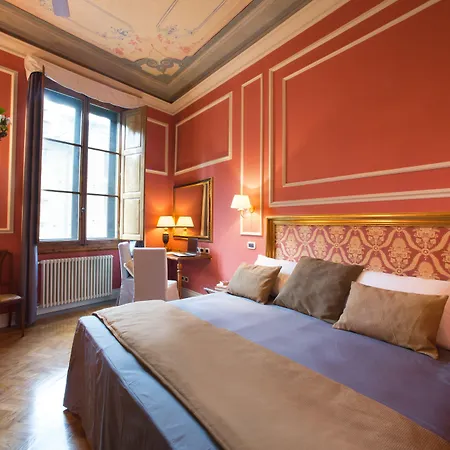 Boutique Torre De' Conti Bed & Breakfast 4*
