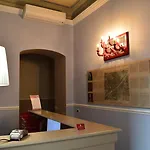 Boutique Torre De' Conti Bed and breakfast