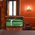 Boutique Torre De' Conti Bed and breakfast