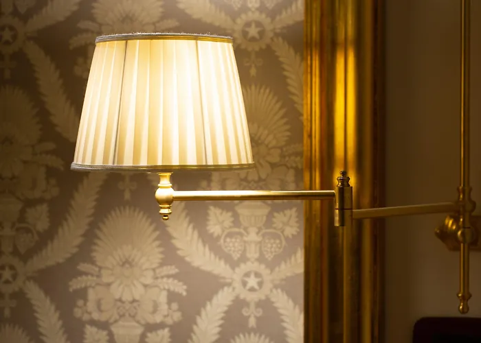 Bed & Breakfast Boutique Torre De' Conti 4*