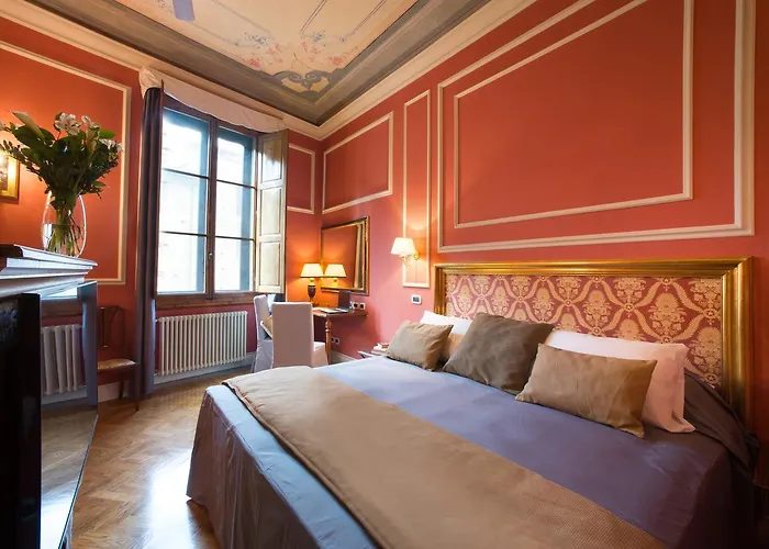 Boutique Torre De' Conti Bed & Breakfast 4*