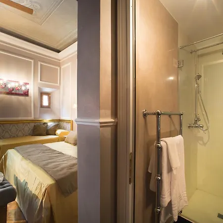 Boutique Torre De' Conti Panzió