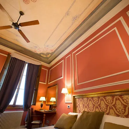 Boutique Torre De' Conti