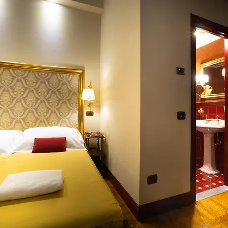 Boutique Torre De' Conti